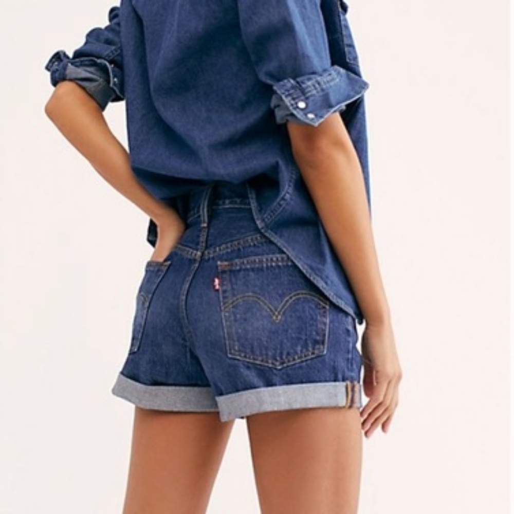 Levi's 501 Long Shorts in Blue Clue - Picture 5 of 6